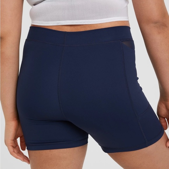 2/$20 Offline by Aerie Goal Pocket Women's Navy Bike Shorts - Picture 2 of 6